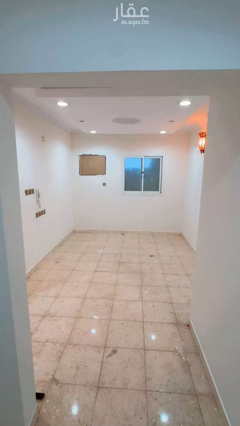 3 bedroom floor in Tuwaiq 7