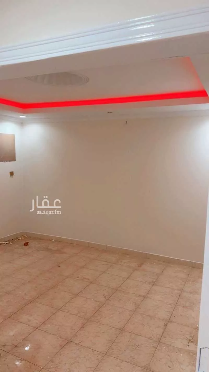 3 bedroom floor in Tuwaiq 8
