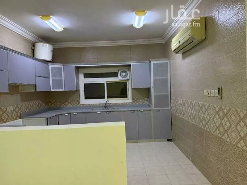3 bedroom apartment in Al Qairawan 5