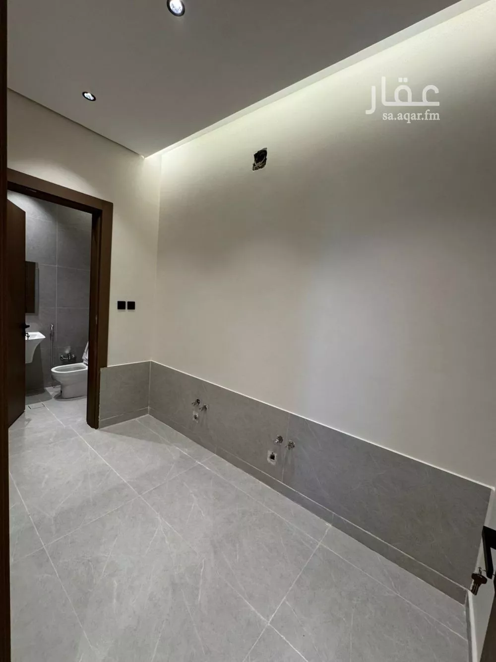 شقة 3 غرف في الشرق 15