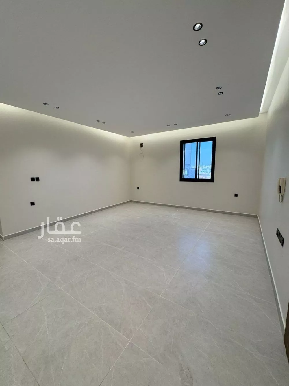 شقة 3 غرف في الشرق 16