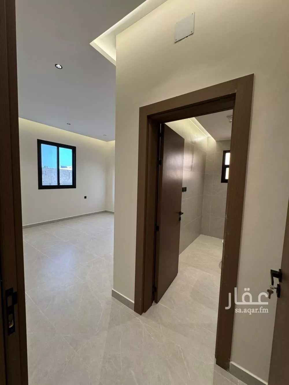 شقة 3 غرف في الشرق 18