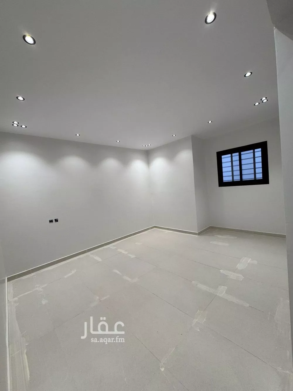 شقة 4 غرف في الشرق 12