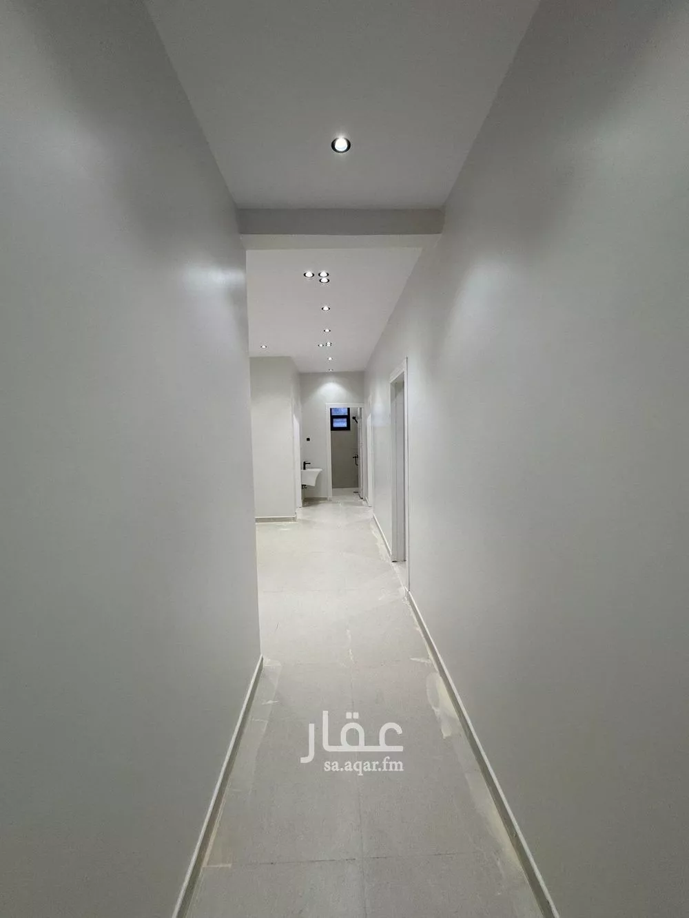 شقة 4 غرف في الشرق 9