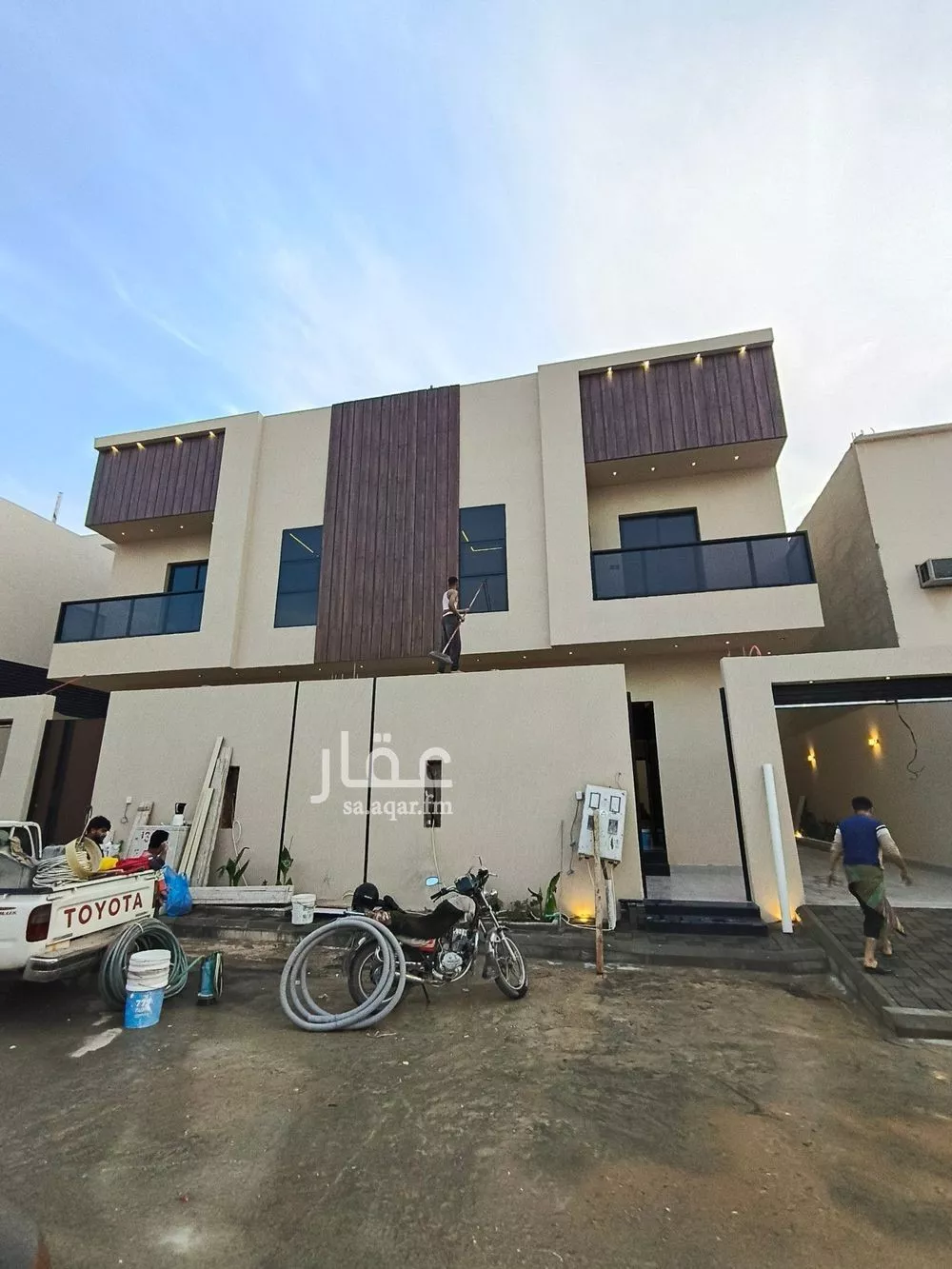 فيلا 6 غرف في العريجاء الوسطى 3