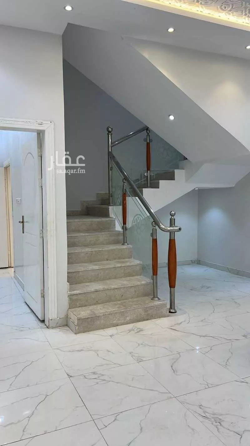 فيلا 5 غرف في الرمال 8