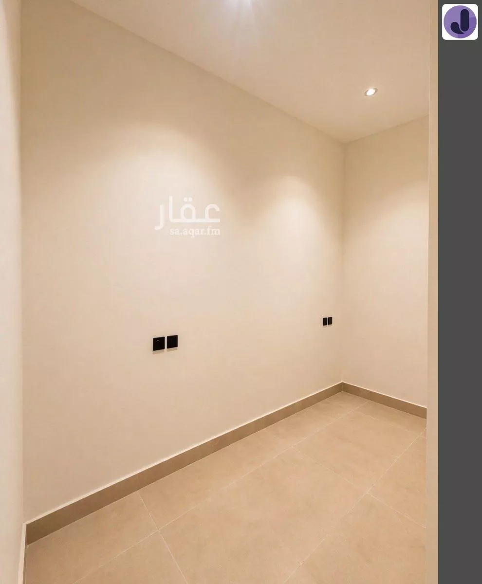 فيلا 4 غرف في الحزم 13