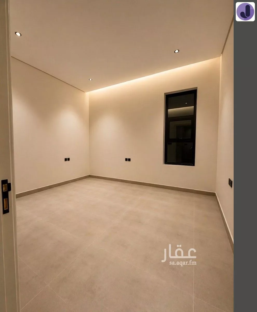 فيلا 4 غرف في الحزم 20