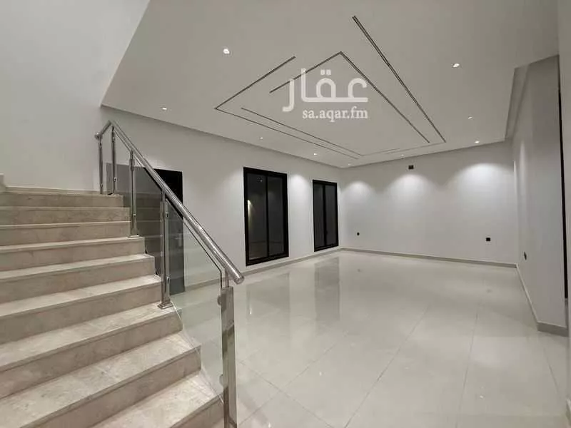 فيلا 6 غرف في الجنادرية 9