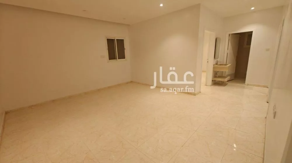 3 bedroom floor in Qurtubah 2