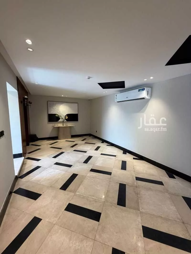 شقة 3 غرف في السيف 10