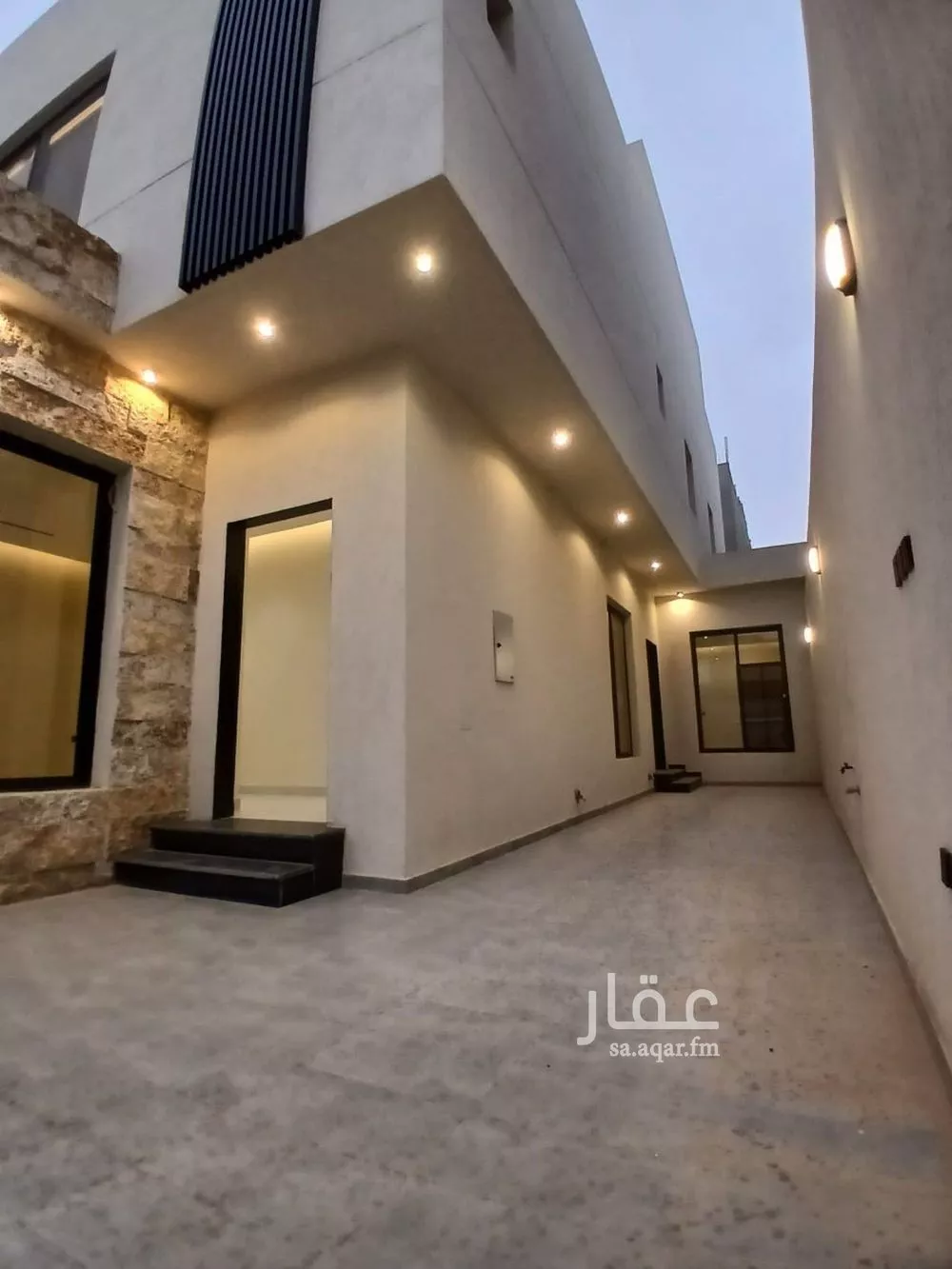 فيلا 5 غرف في الرمال 4