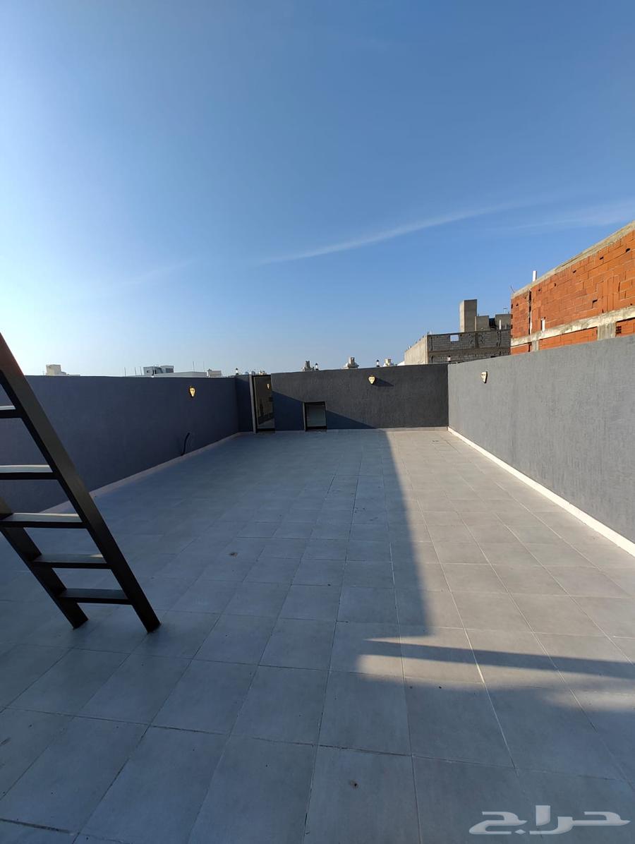 فيلا 8 غرف في الوفاء 18