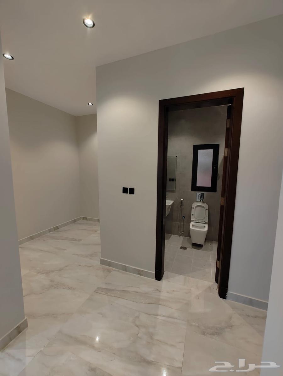 فيلا 8 غرف في الوفاء 5