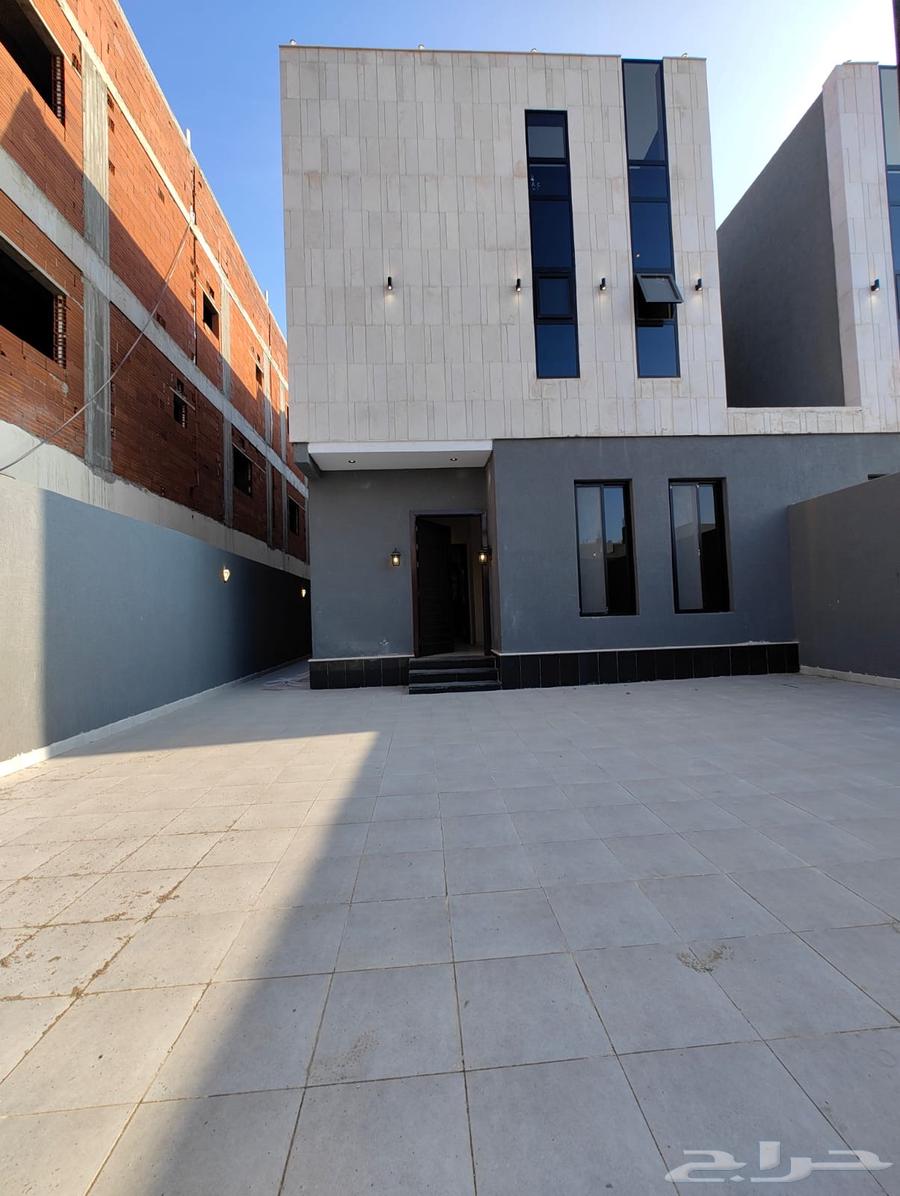 فيلا 8 غرف في الوفاء 7