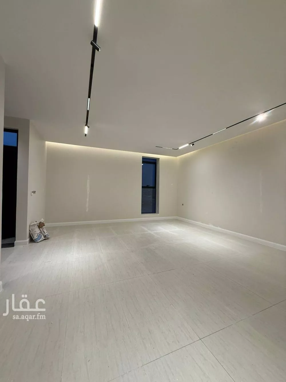 فيلا 6 غرف في المهدية 5