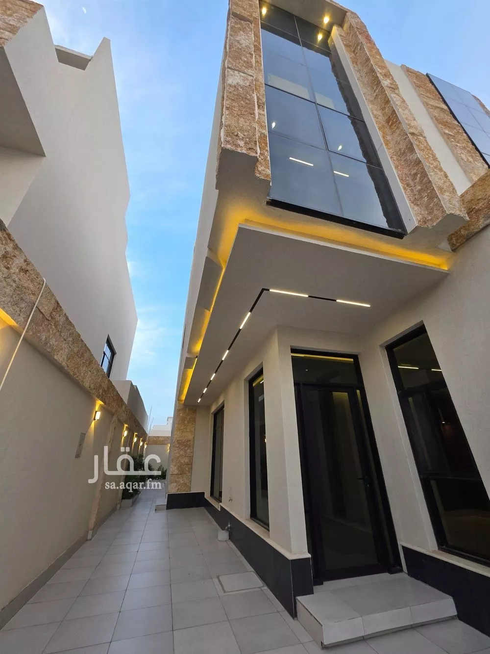 فيلا 4 غرف في النرجس 2