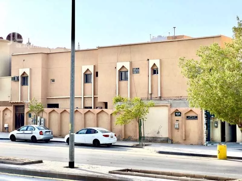 10 bedroom villa in Al Uraija Al Wusta 2