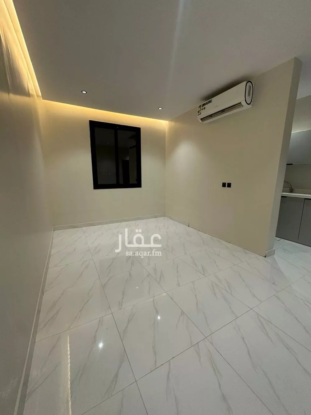 شقة 1 غرف في الازدهار 8