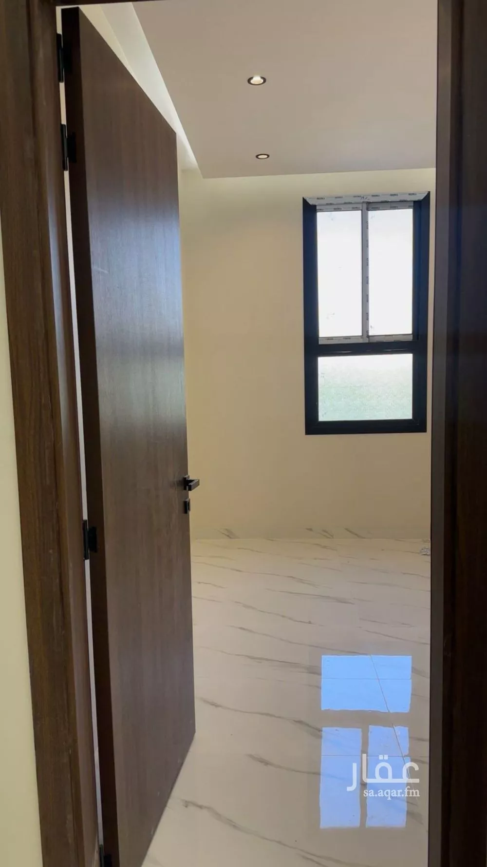 شقة 4 غرف في الجزيرة 13