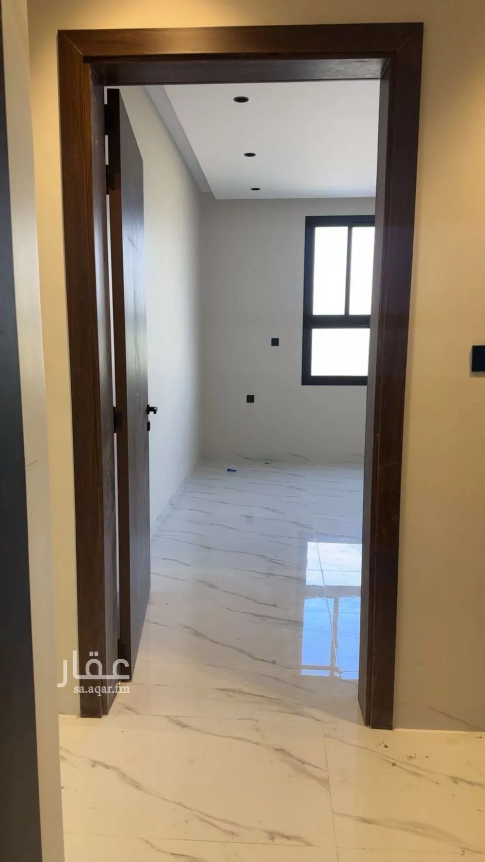 شقة 4 غرف في الجزيرة 15