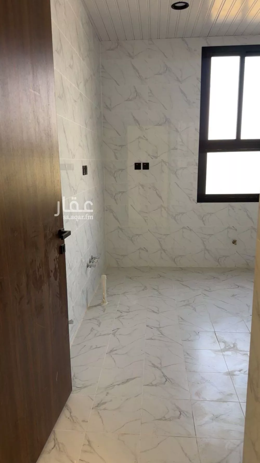 شقة 4 غرف في الجزيرة 10