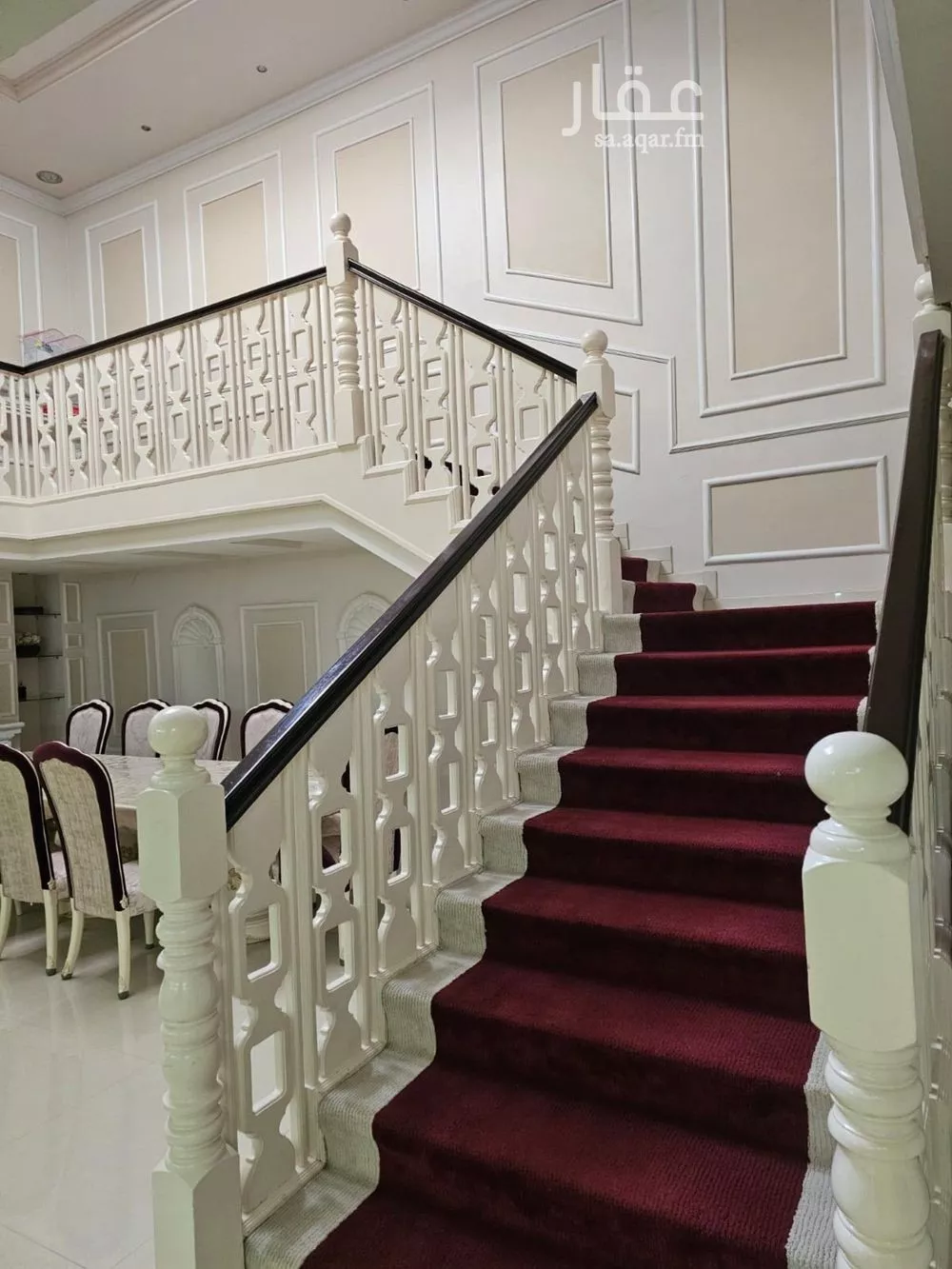 فيلا 8 غرف في الخليج 3