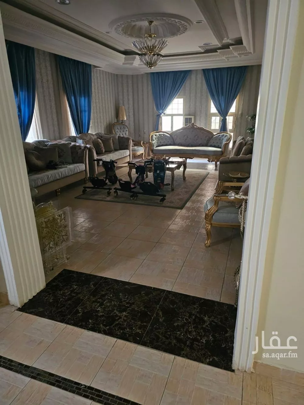 فيلا 8 غرف في الخليج 10