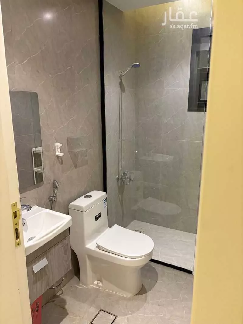 3 bedroom apartment in Dhahrat Namar 24