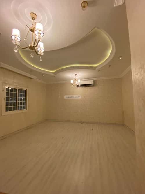 فيلا 4 غرف في الربوة 10