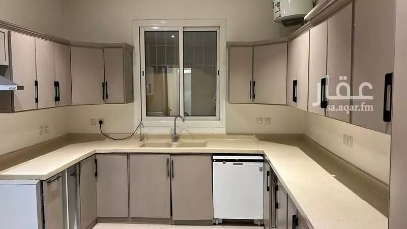 فيلا 3 غرف في العارض 5