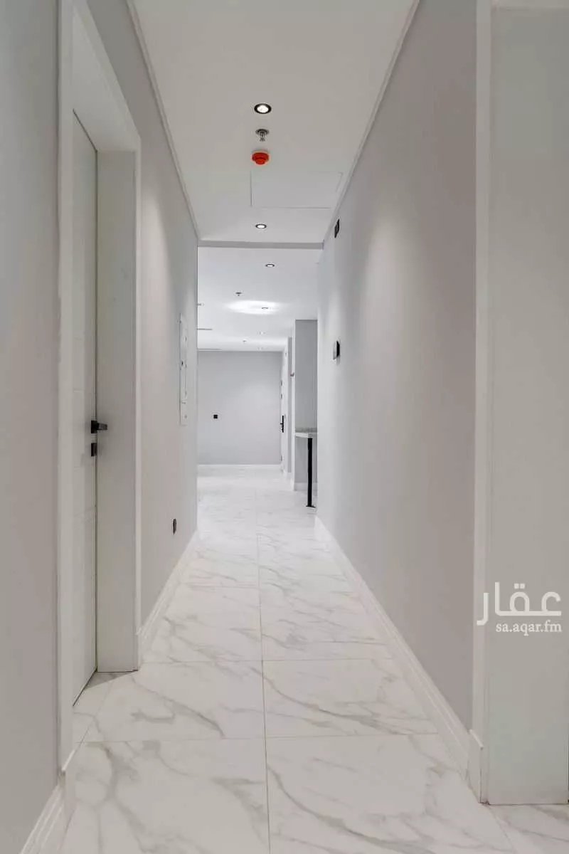 شقة 3 غرف في الملقا 19