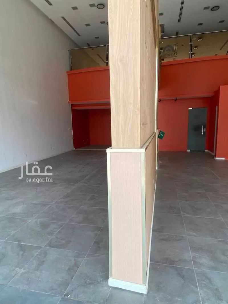 محل 1200 م² في ظهرة لبن 3