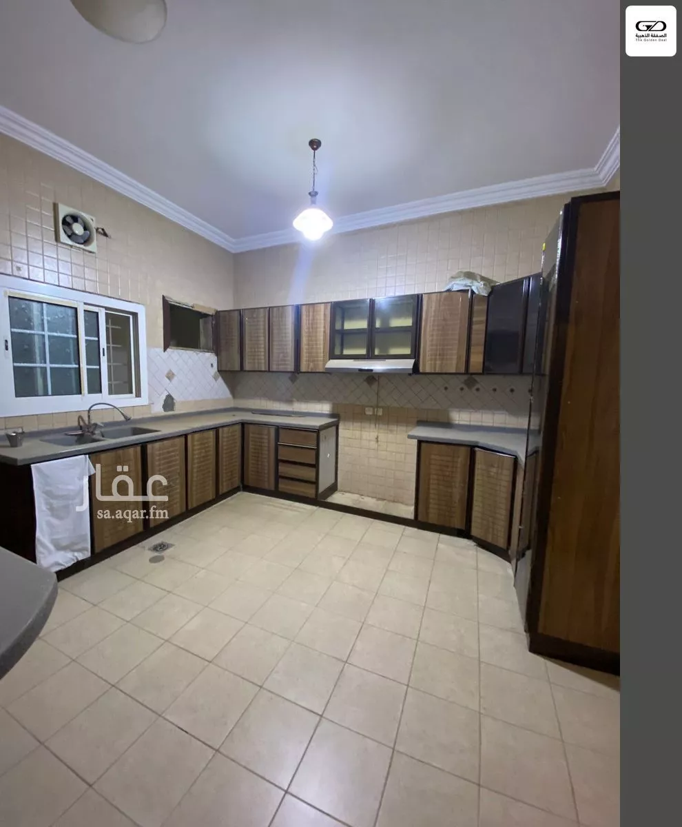 فيلا 4 غرف في الربوة 19