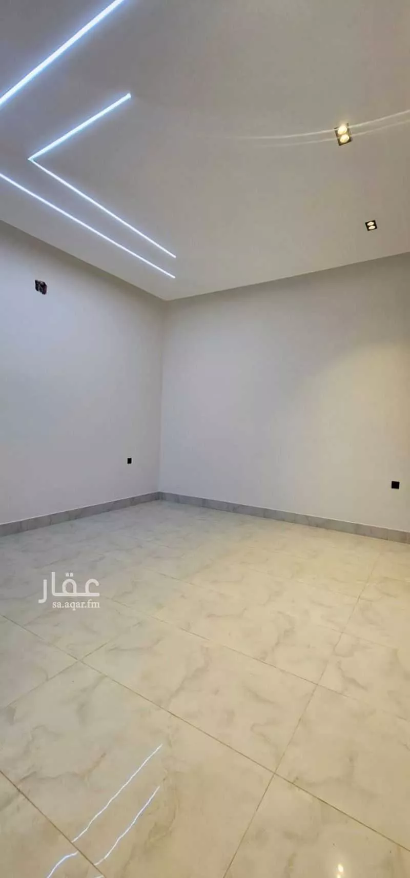 5 bedroom floor in Al Janadriyah 12