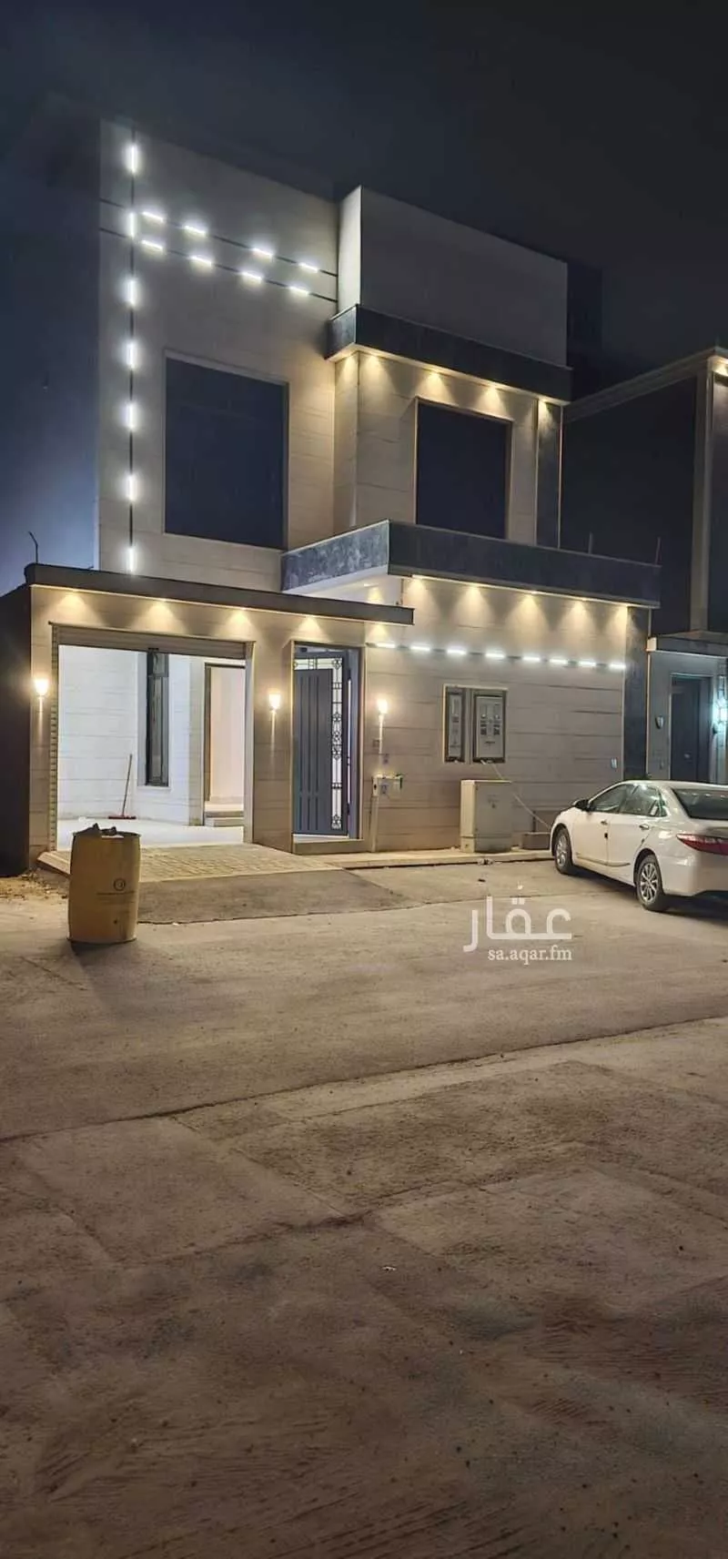 5 bedroom floor in Al Janadriyah 13