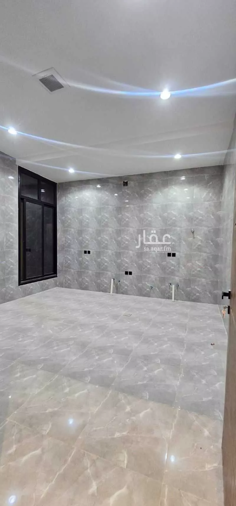 5 bedroom floor in Al Janadriyah 10