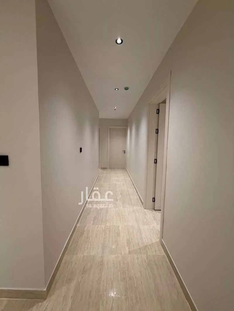 5 bedroom apartment in Al Hamra 6