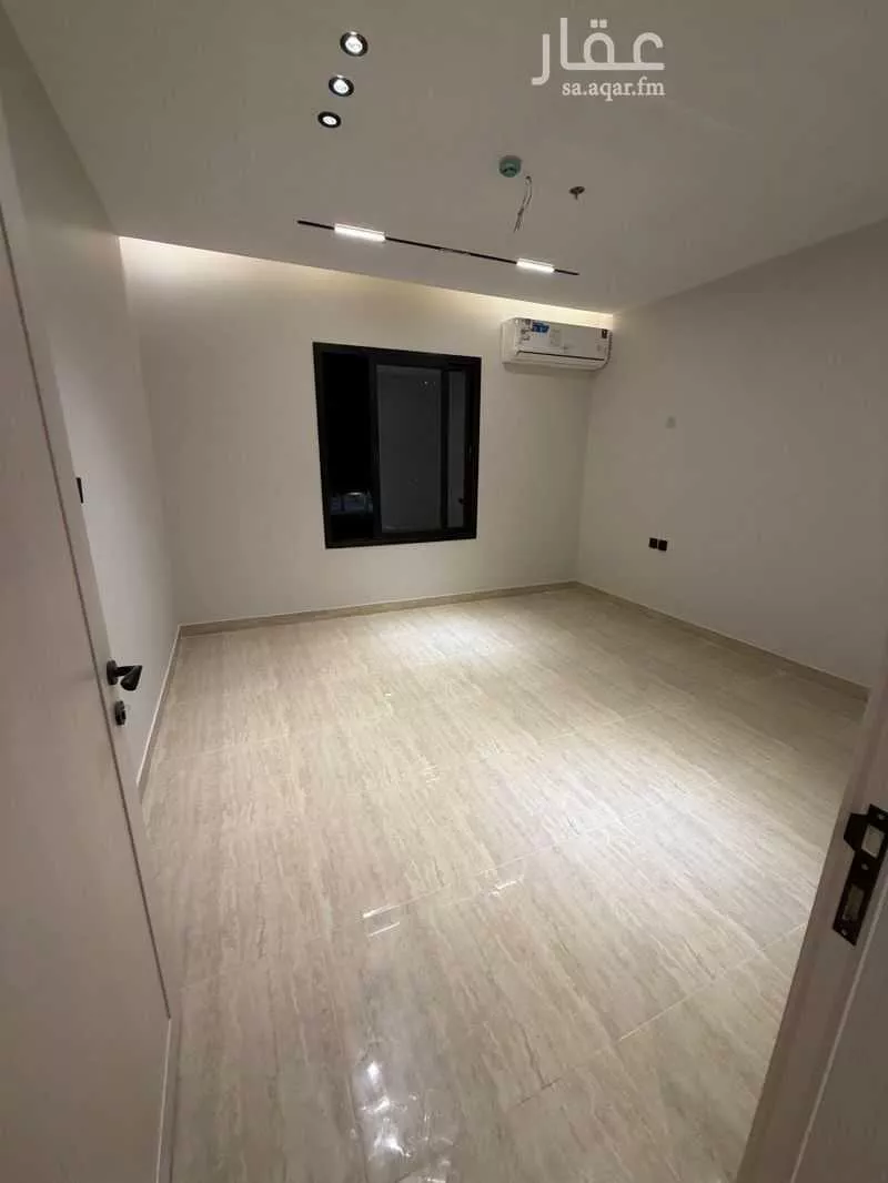 5 bedroom apartment in Al Hamra 8