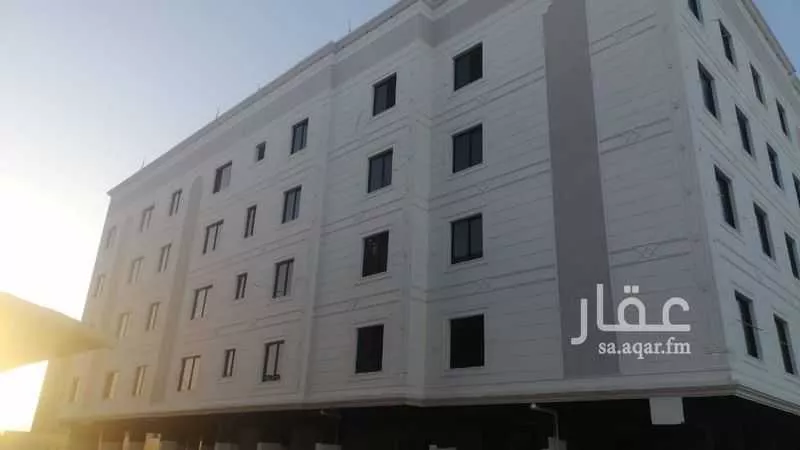 شقة 5 غرف في الحمرا 3