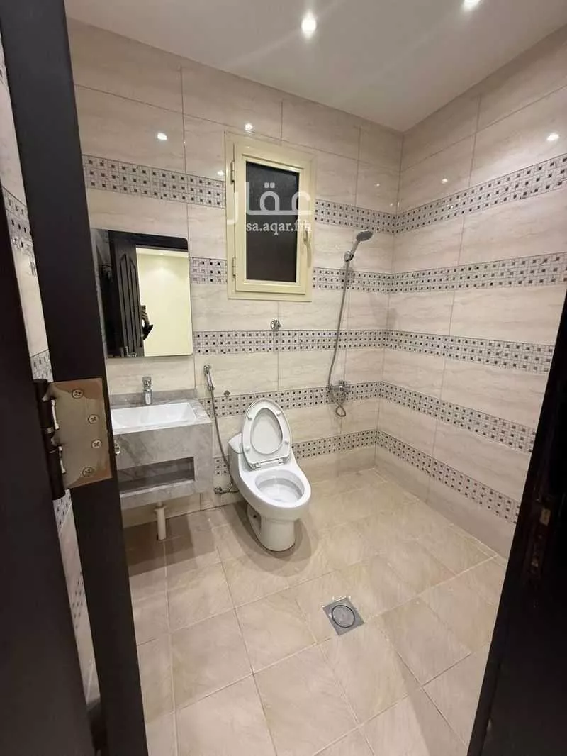 3 bedroom apartment in Al Malqa 11
