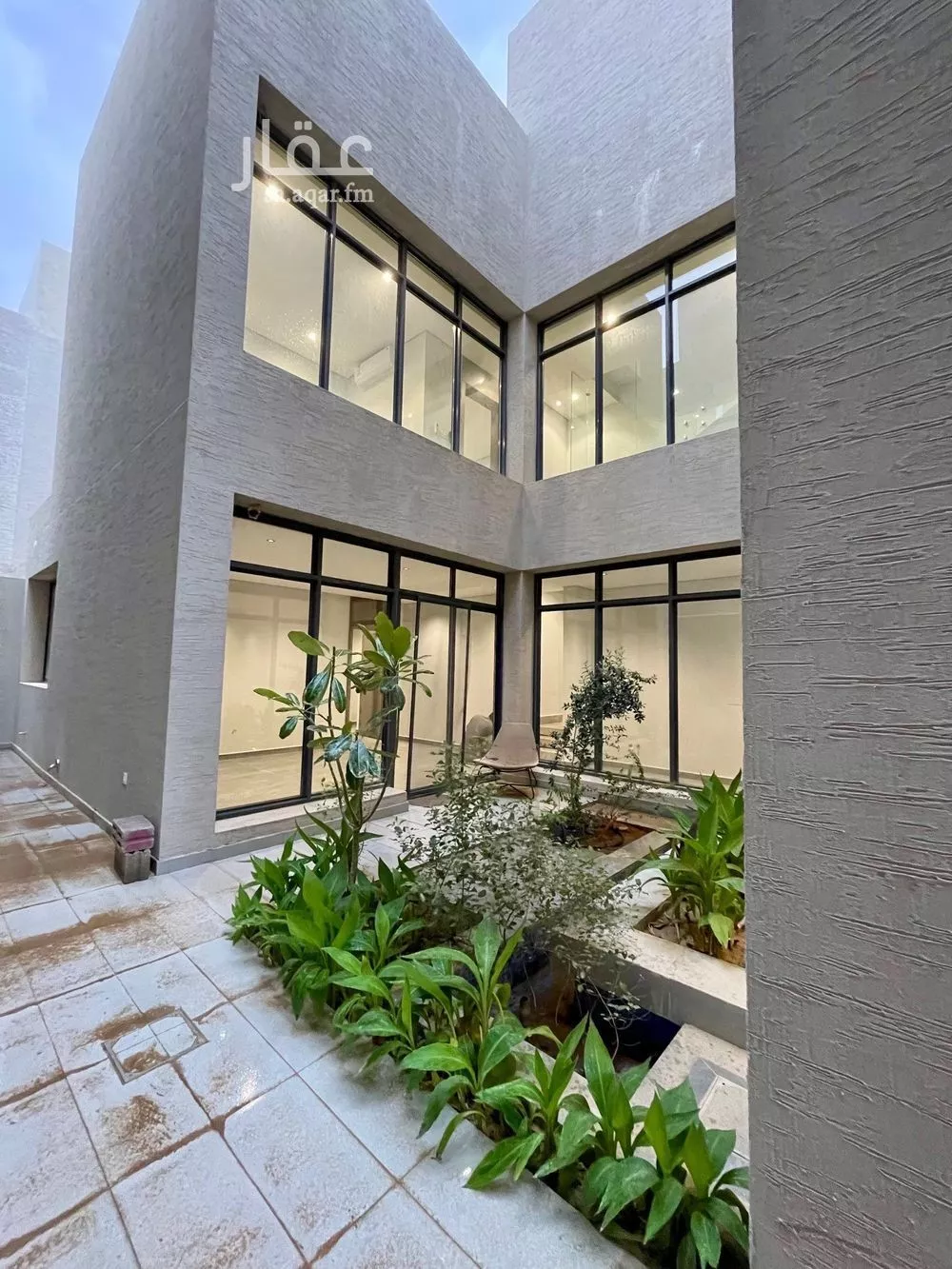 فيلا 6 غرف في العارض 2