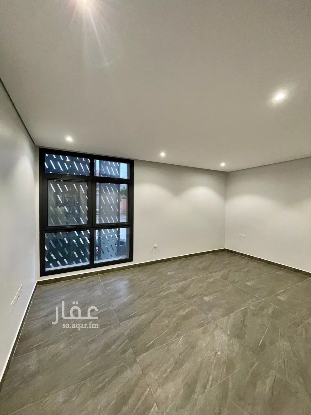 فيلا 6 غرف في العارض 26