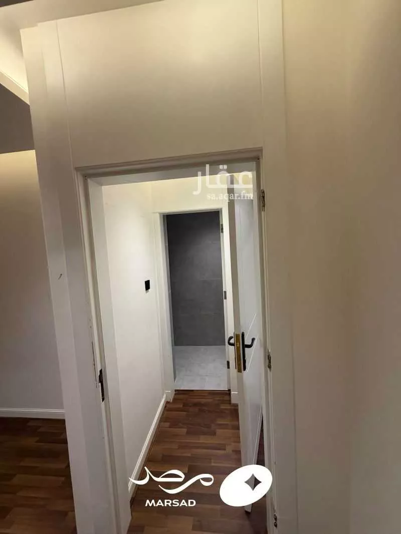 شقة 4 غرف في العارض 11