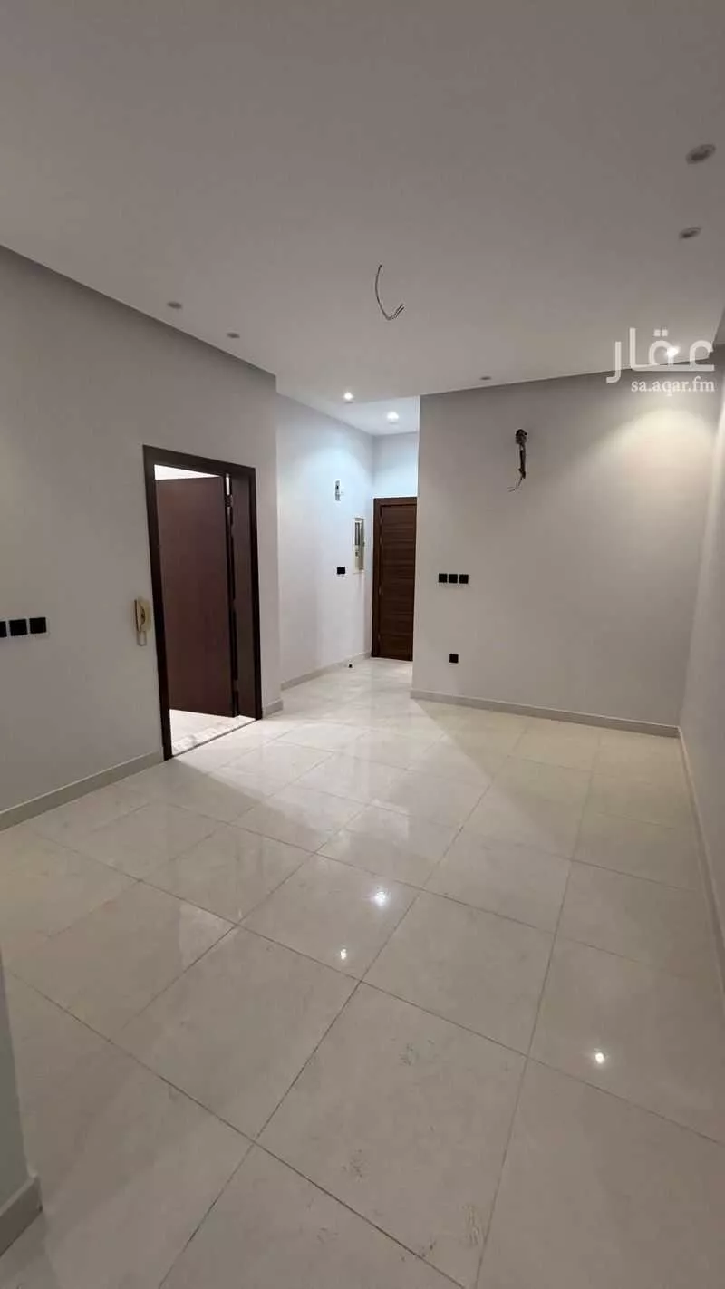 شقة 3 غرف في الريان 10