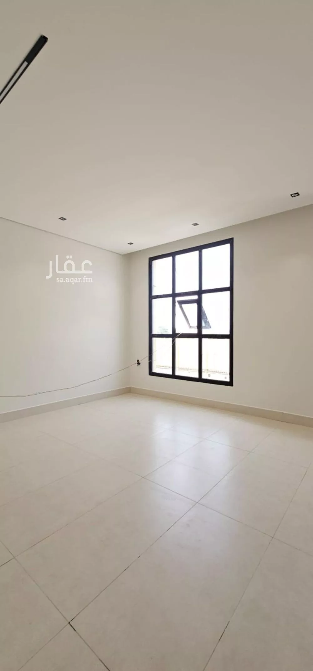 فيلا 5 غرف في العارض 12