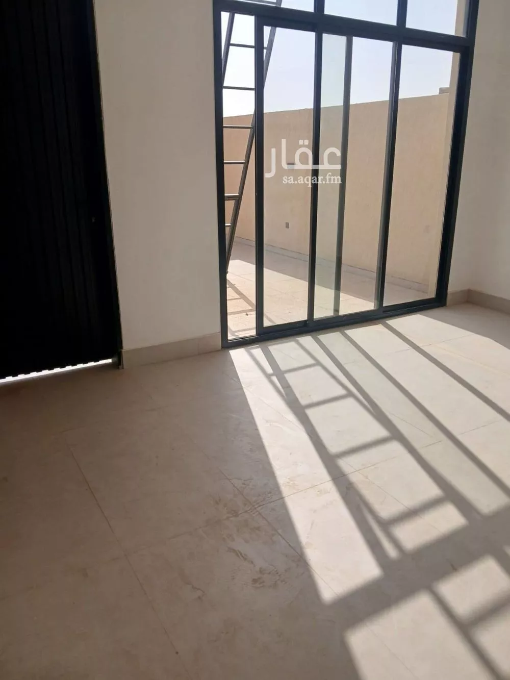 فيلا 10 غرف في النرجس 8