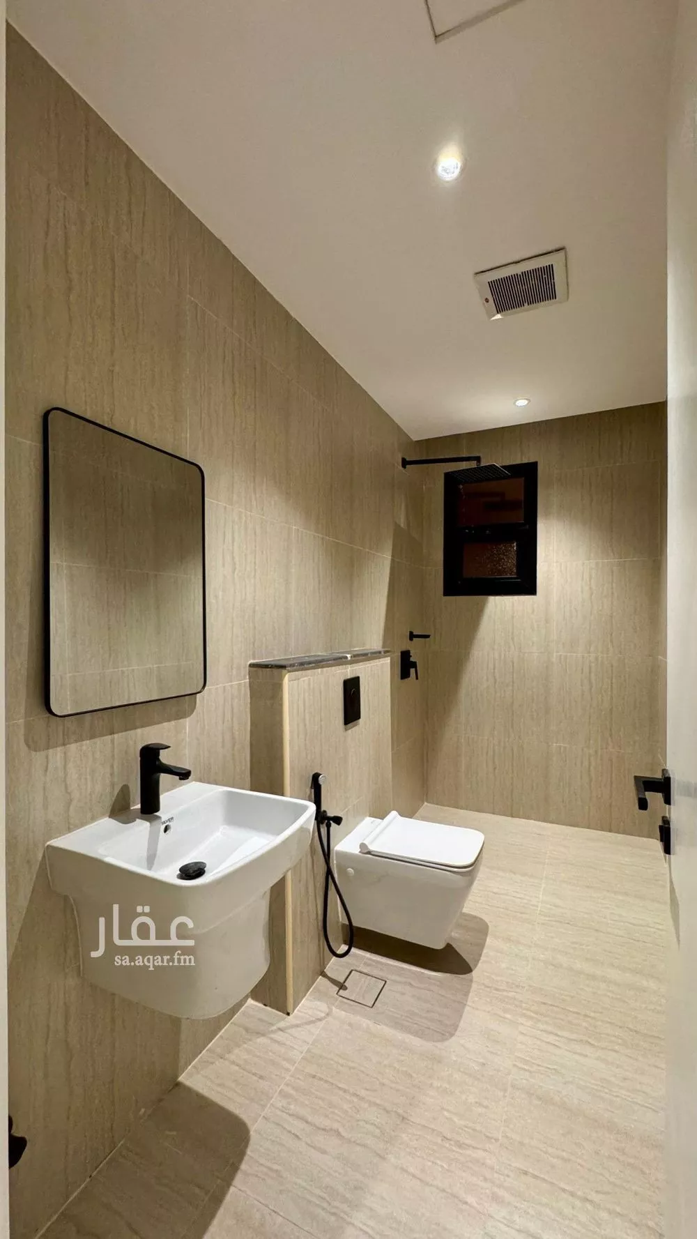 شقة 3 غرف في الرمال 12