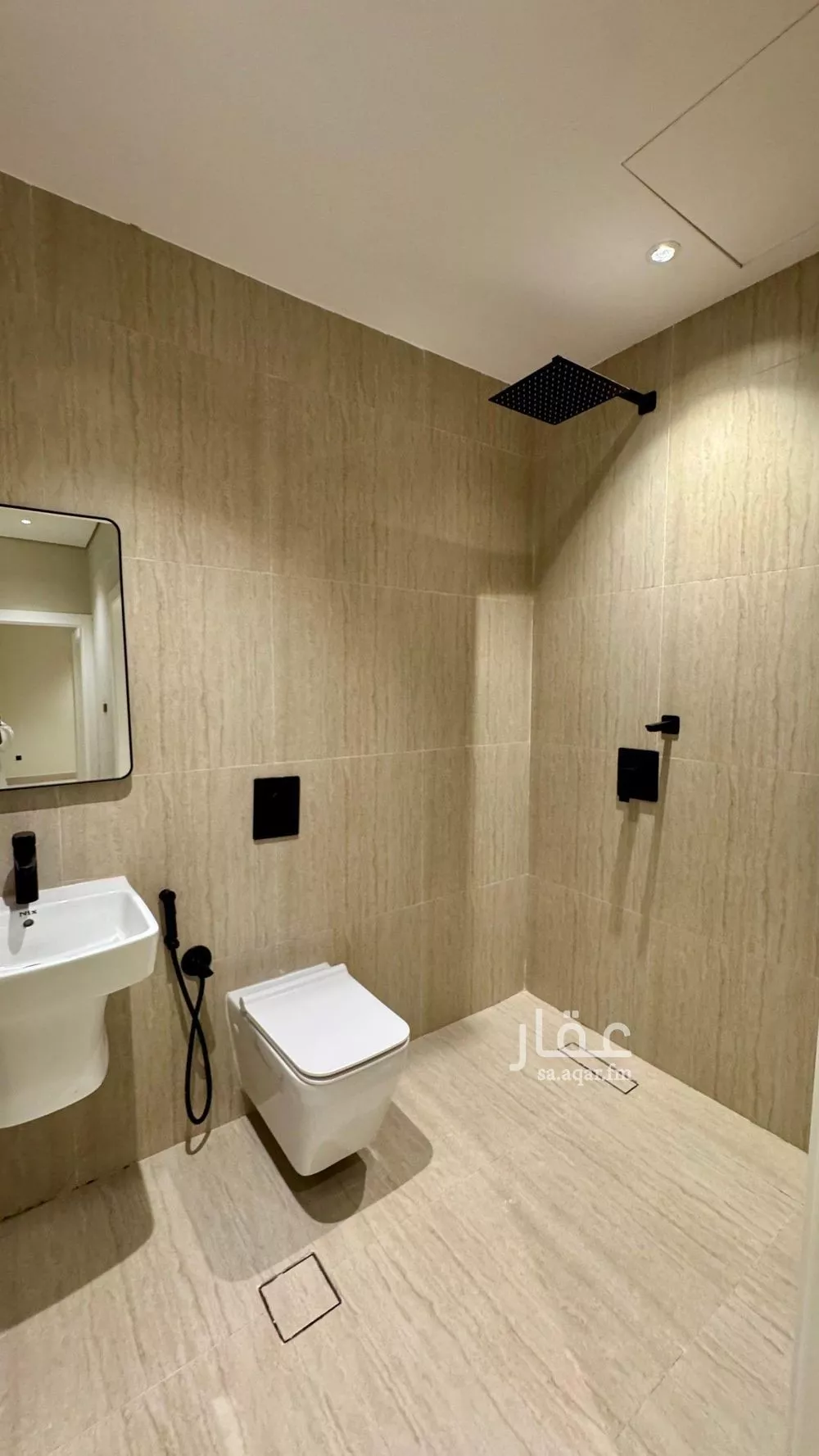 شقة 3 غرف في الرمال 13