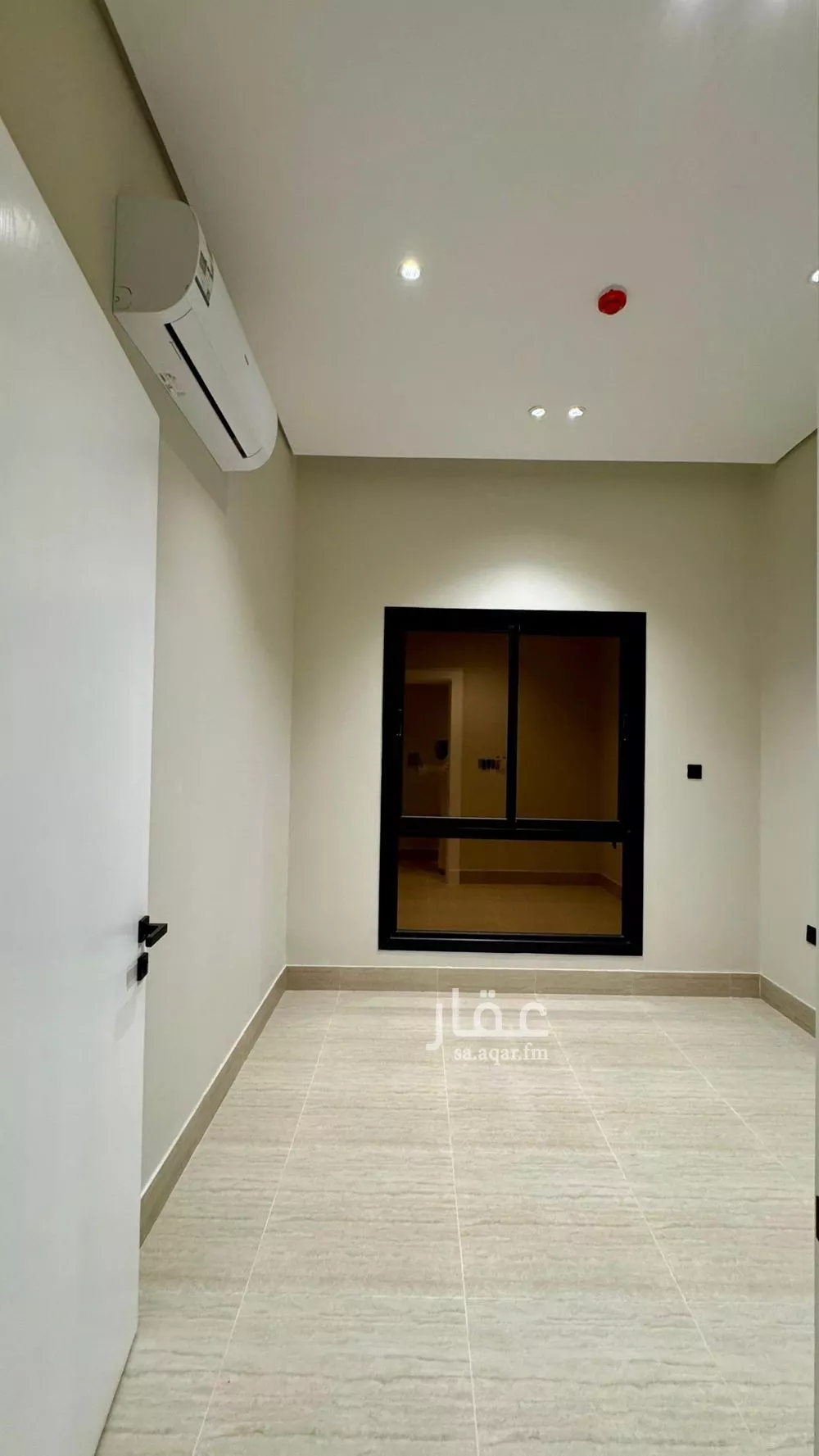 شقة 3 غرف في الرمال 7